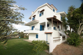 Отель Mantilida Villa & Studio  Kissamos